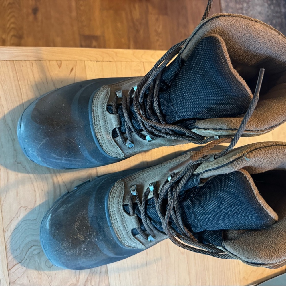 Snow Boots